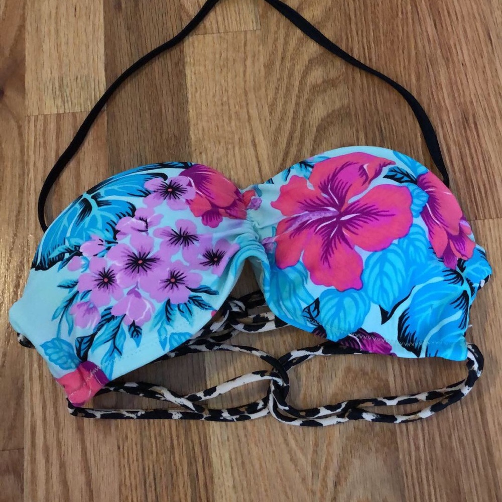 floral print bikini top